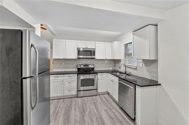7637 JEFFERSON Street, Kansas City, MO 64114