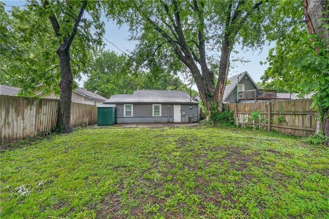 7637 JEFFERSON Street, Kansas City, MO 64114