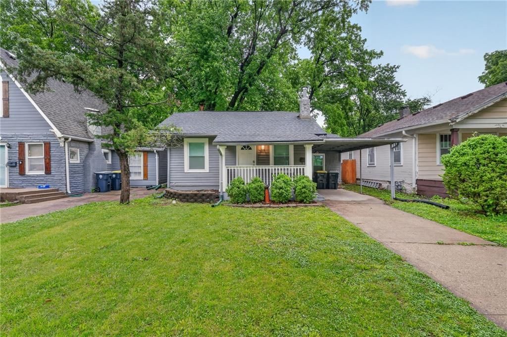 7637 JEFFERSON Street, Kansas City, MO 64114