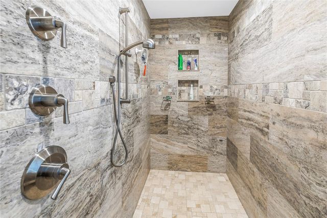 1939 HAWAII AVENUE NE, St Petersburg, FL 33703