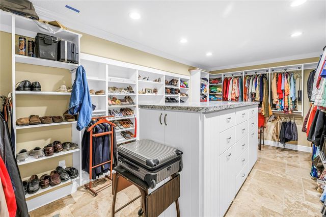 1939 HAWAII AVENUE NE, St Petersburg, FL 33703