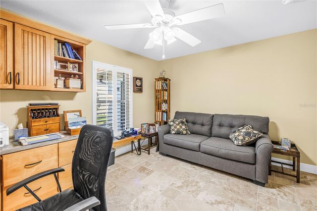 1939 HAWAII AVENUE NE, St Petersburg, FL 33703