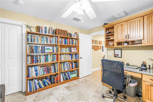 1939 HAWAII AVENUE NE, St Petersburg, FL 33703