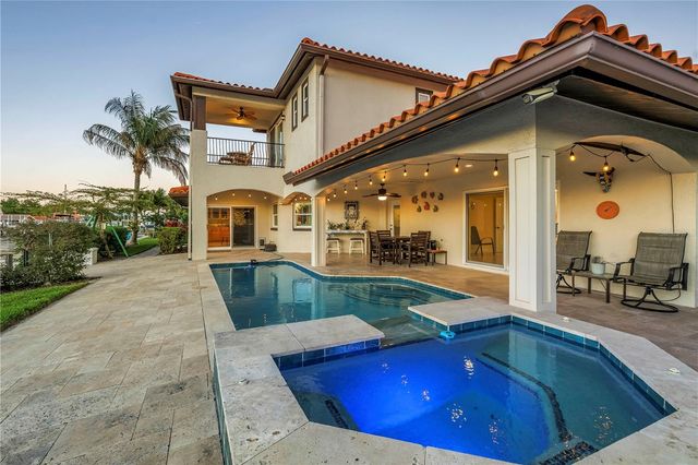 1939 HAWAII AVENUE NE, St Petersburg, FL 33703