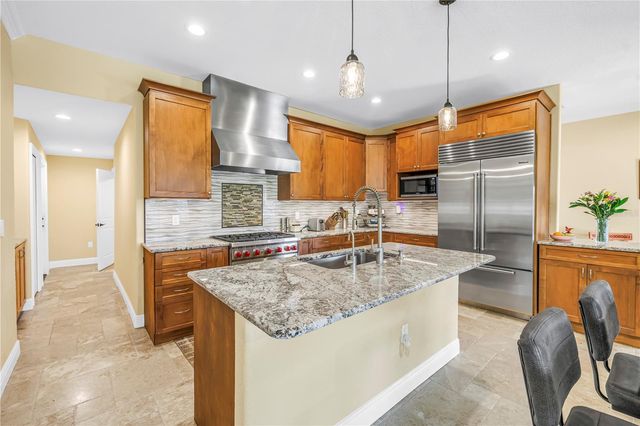 1939 HAWAII AVENUE NE, St Petersburg, FL 33703