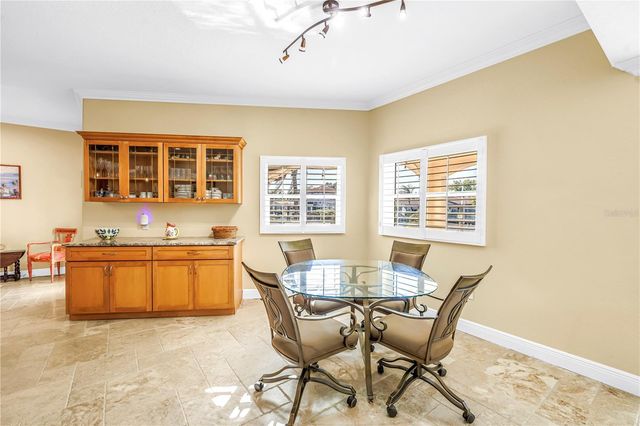 1939 HAWAII AVENUE NE, St Petersburg, FL 33703