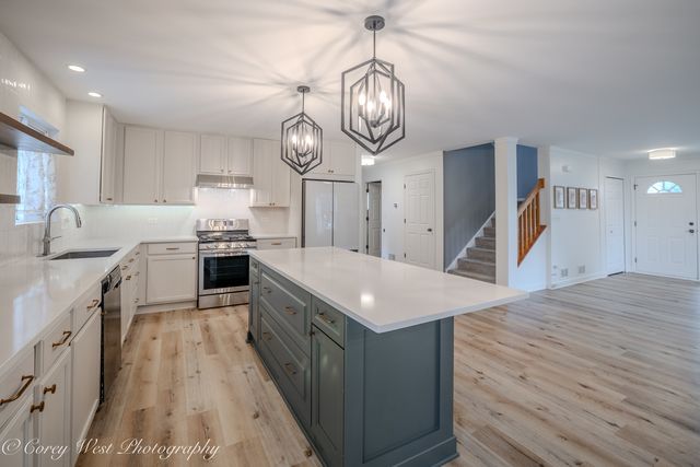 1140 Berry Street, Elburn, IL 60119