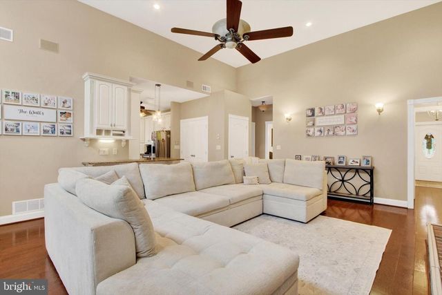 355 DART DR, Hanover, PA 17331