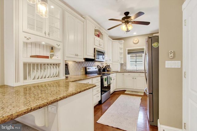 355 DART DR, Hanover, PA 17331