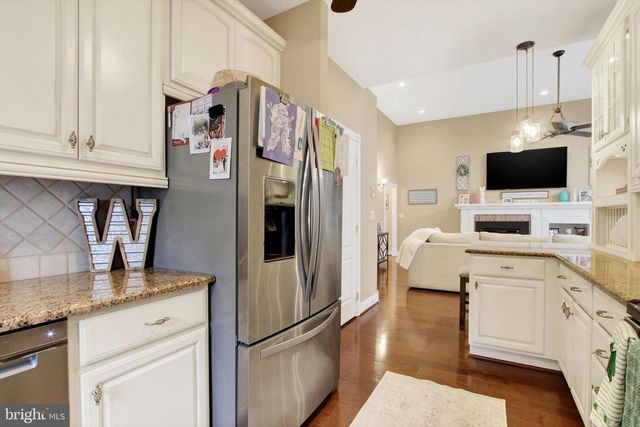 355 DART DR, Hanover, PA 17331