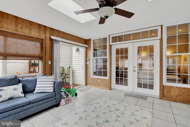 355 DART DR, Hanover, PA 17331