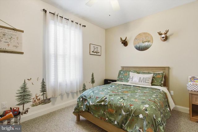 355 DART DR, Hanover, PA 17331