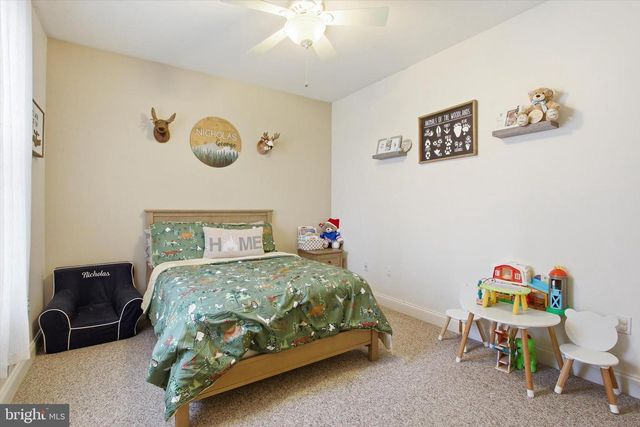 355 DART DR, Hanover, PA 17331