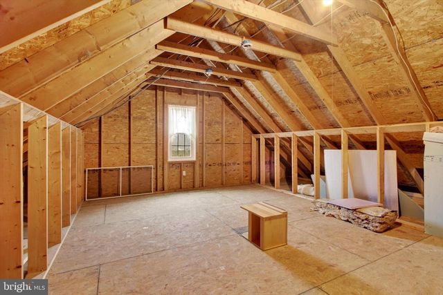 355 DART DR, Hanover, PA 17331