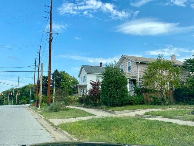 519 E 8th Street, Michigan City, IN 46360