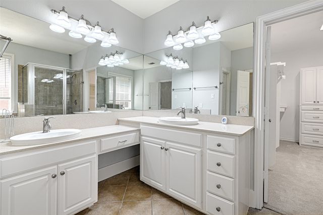 9718 Wolf Creek Drive, Irving, TX 75063