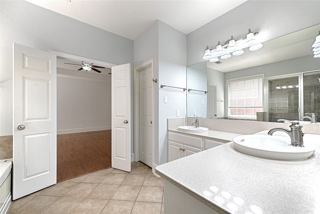 9718 Wolf Creek Drive, Irving, TX 75063