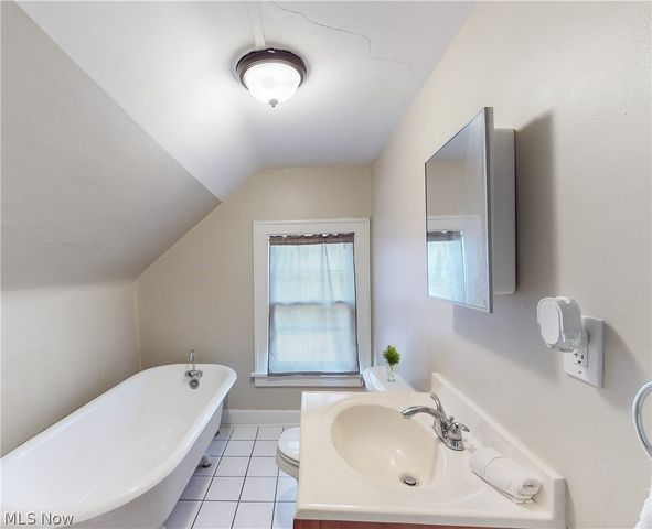 17615 Winslow Road, Shaker Heights, OH 44120
