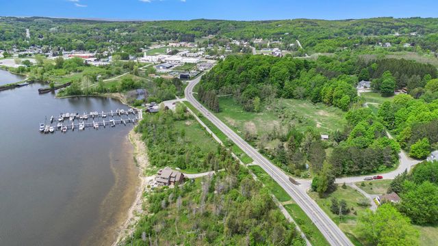 Unit 4B Lake Street, Frankfort, MI 49635