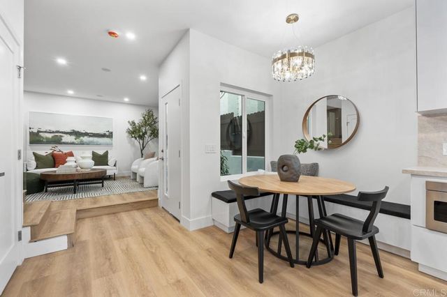 976 Sapphire Street, San Diego, CA 92109