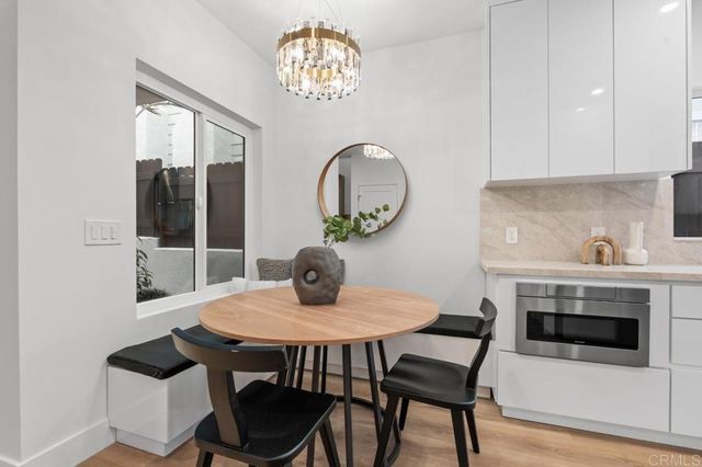 976 Sapphire Street, San Diego, CA 92109