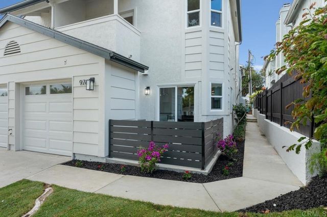 976 Sapphire Street, San Diego, CA 92109