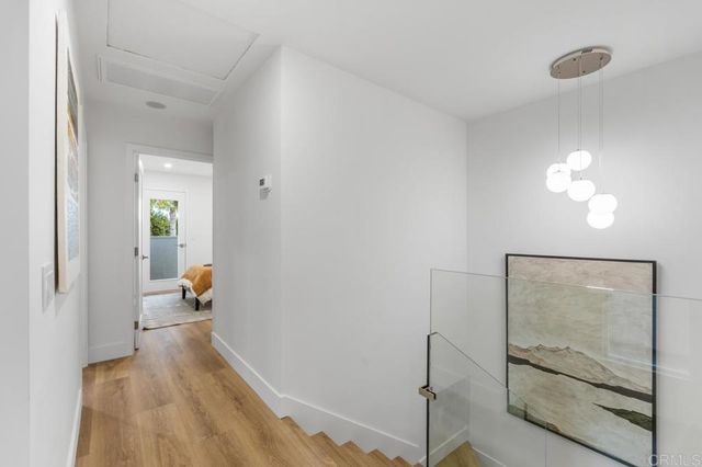 976 Sapphire Street, San Diego, CA 92109