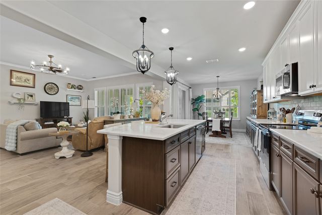 9713 Siltstone Drive, Denton, TX 76207