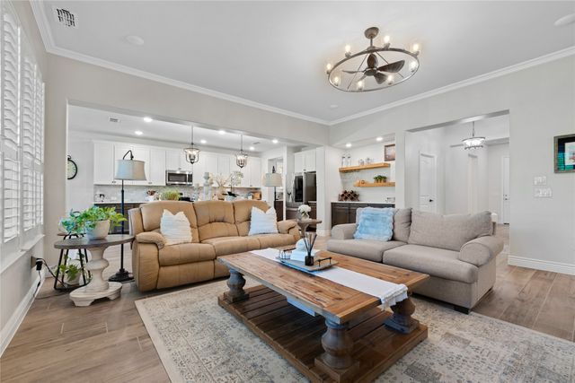 9713 Siltstone Drive, Denton, TX 76207
