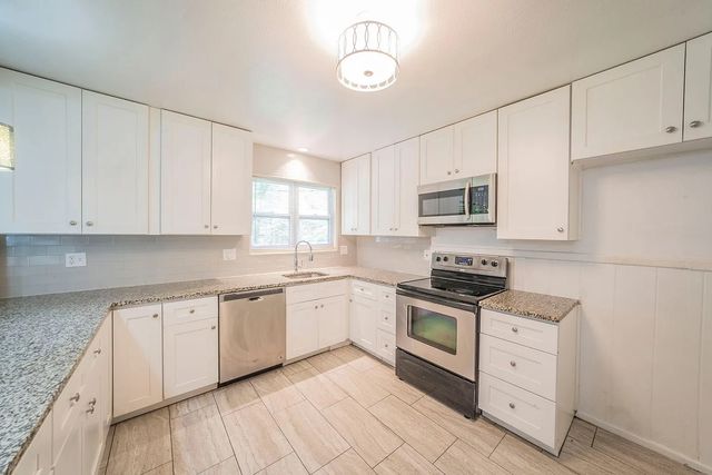 5520 Trail Lake Drive, Fort Worth, TX 76133