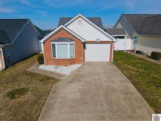 38 Osage Dr # 23, Cadiz, KY 42211
