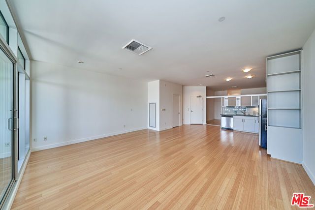 3810 Wilshire Boulevard 2102, Los Angeles, CA 90010