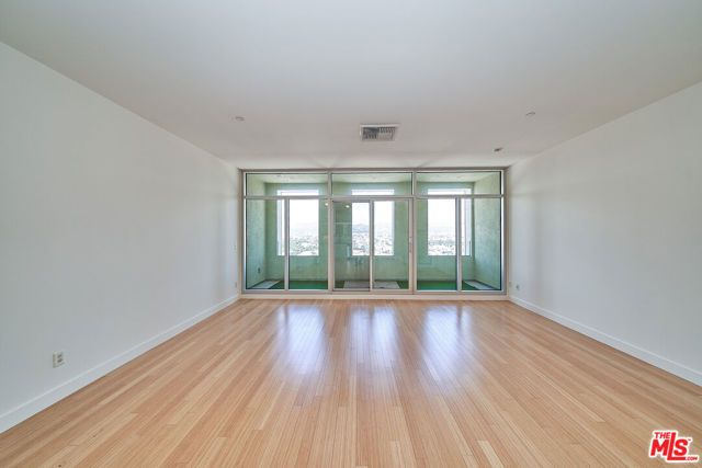 3810 Wilshire Boulevard 2102, Los Angeles, CA 90010