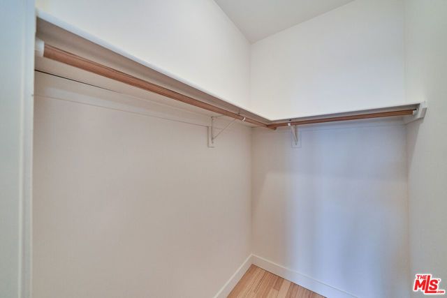 3810 Wilshire Boulevard 2102, Los Angeles, CA 90010