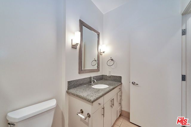 3810 Wilshire Boulevard 2102, Los Angeles, CA 90010