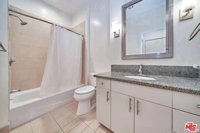 3810 Wilshire Boulevard 2102, Los Angeles, CA 90010