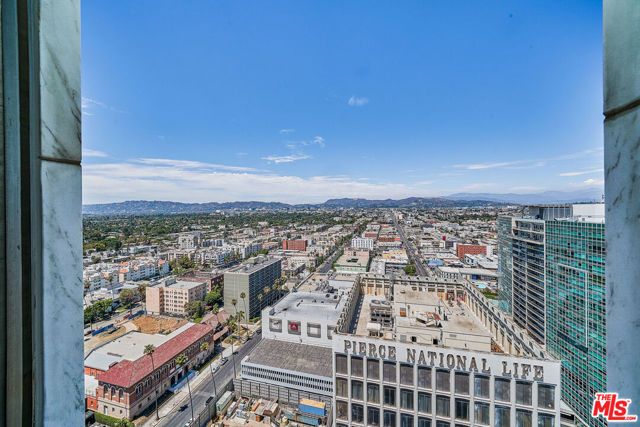 3810 Wilshire Boulevard 2102, Los Angeles, CA 90010