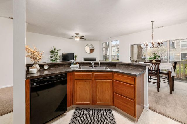 3404 Smileys Corner, Hilliard, OH 43026
