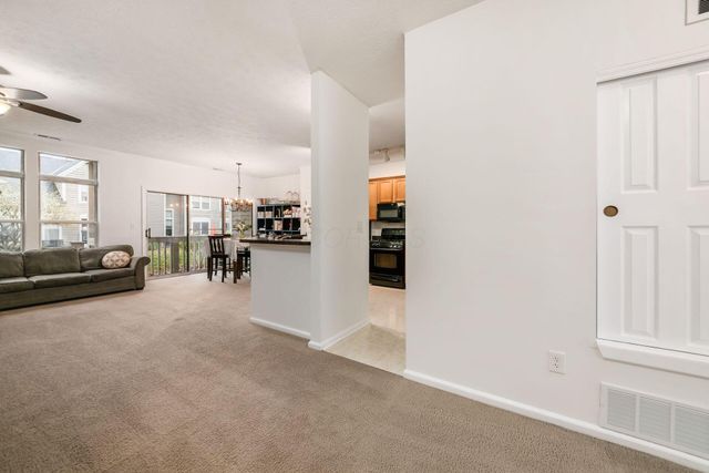 3404 Smileys Corner, Hilliard, OH 43026