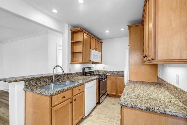 4470 39Th A, San Diego, CA 92116