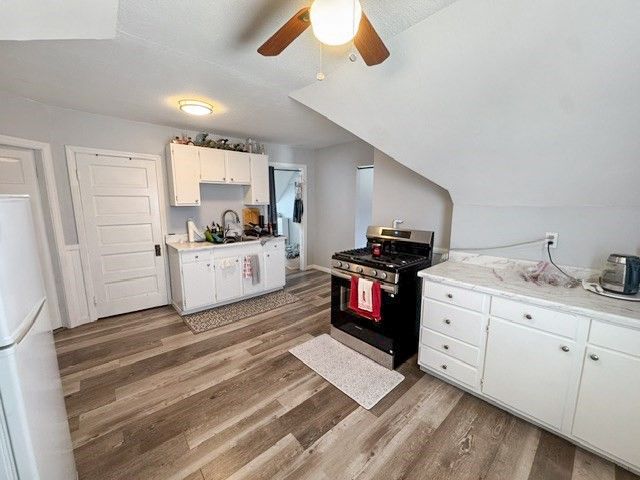 21 Falmouth St, Worcester, MA 01607
