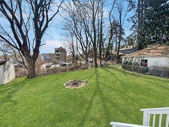 21 Falmouth St, Worcester, MA 01607