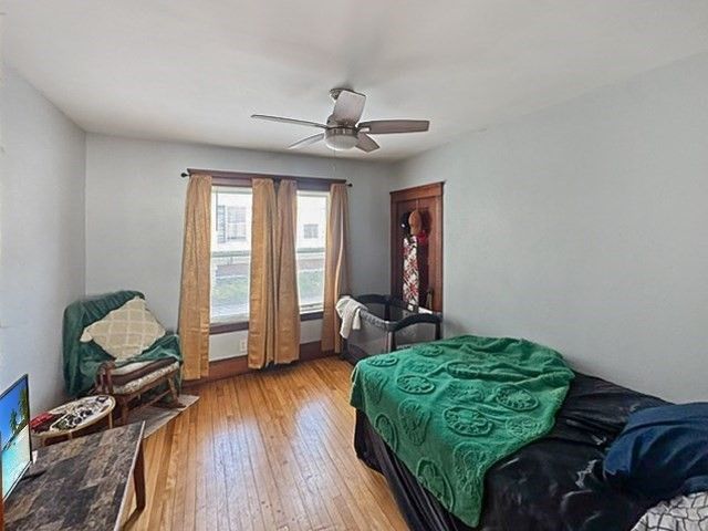 21 Falmouth St, Worcester, MA 01607