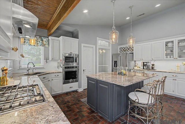 4026 Copperridge Dr, Saint George, LA 70817