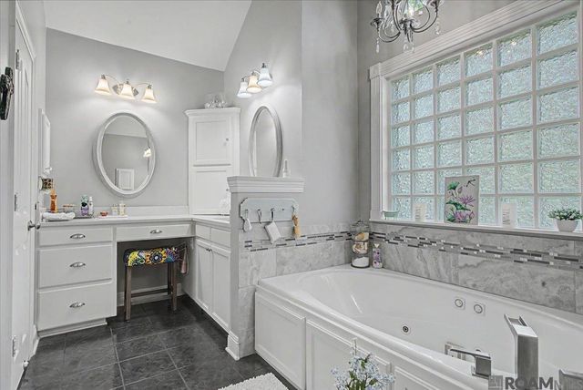 4026 Copperridge Dr, Saint George, LA 70817