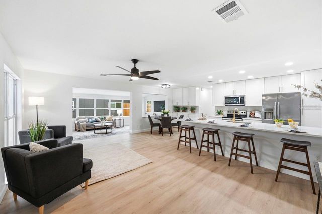 6324 CASE AVENUE, Bradenton, FL 34207