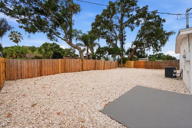 6324 CASE AVENUE, Bradenton, FL 34207