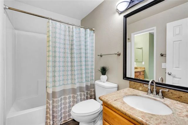 1140 W Blaine Street 201, Riverside, CA 92507