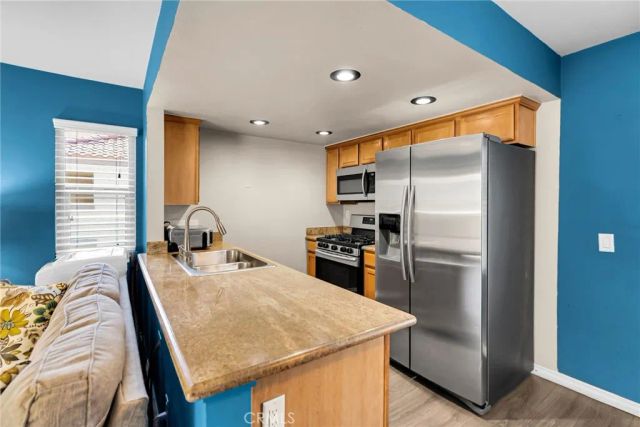 1140 W Blaine Street 201, Riverside, CA 92507