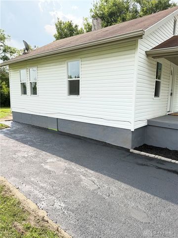 96 Devonshire Avenue, Dayton, OH 45417